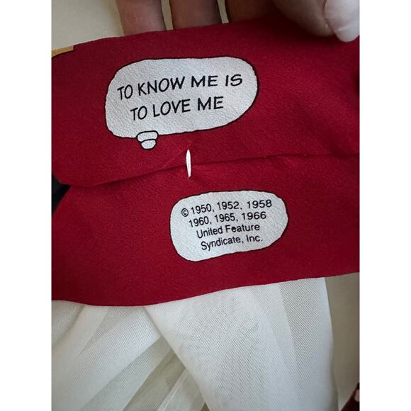 PEANUTS VTG 90’s Red 100% Silk Necktie VALENTINES DAY Hearts USA MADE - Picture 6 of 6